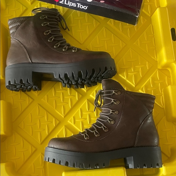 2 Lips Too Dark Brown Combat Boots - Picture 2 of 8
